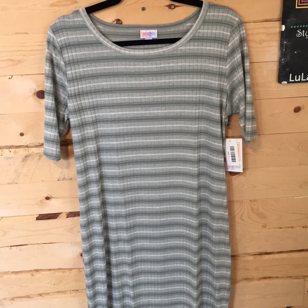 GREEN LuLaRoe Julia dress